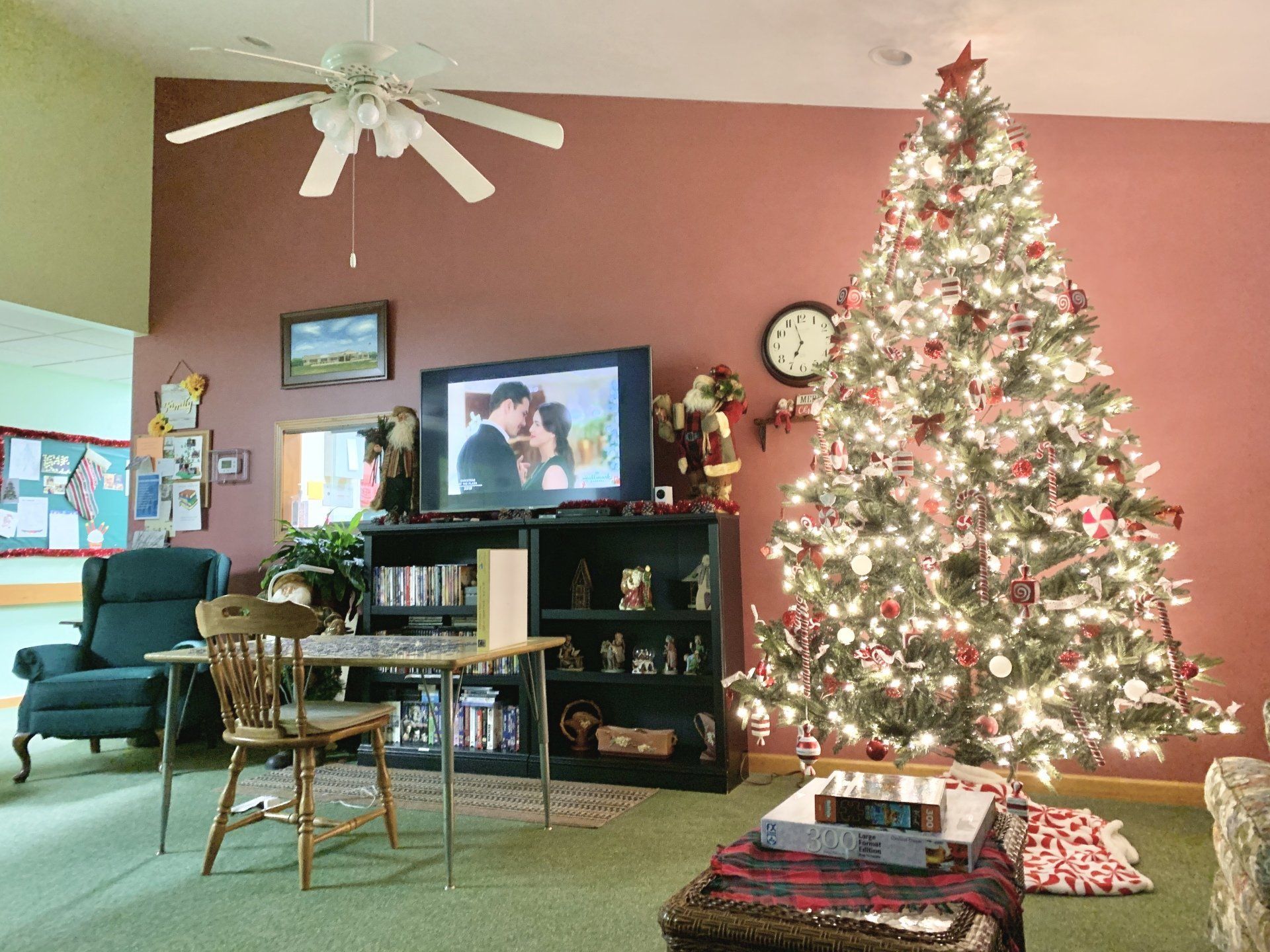 Large Christmas Tree