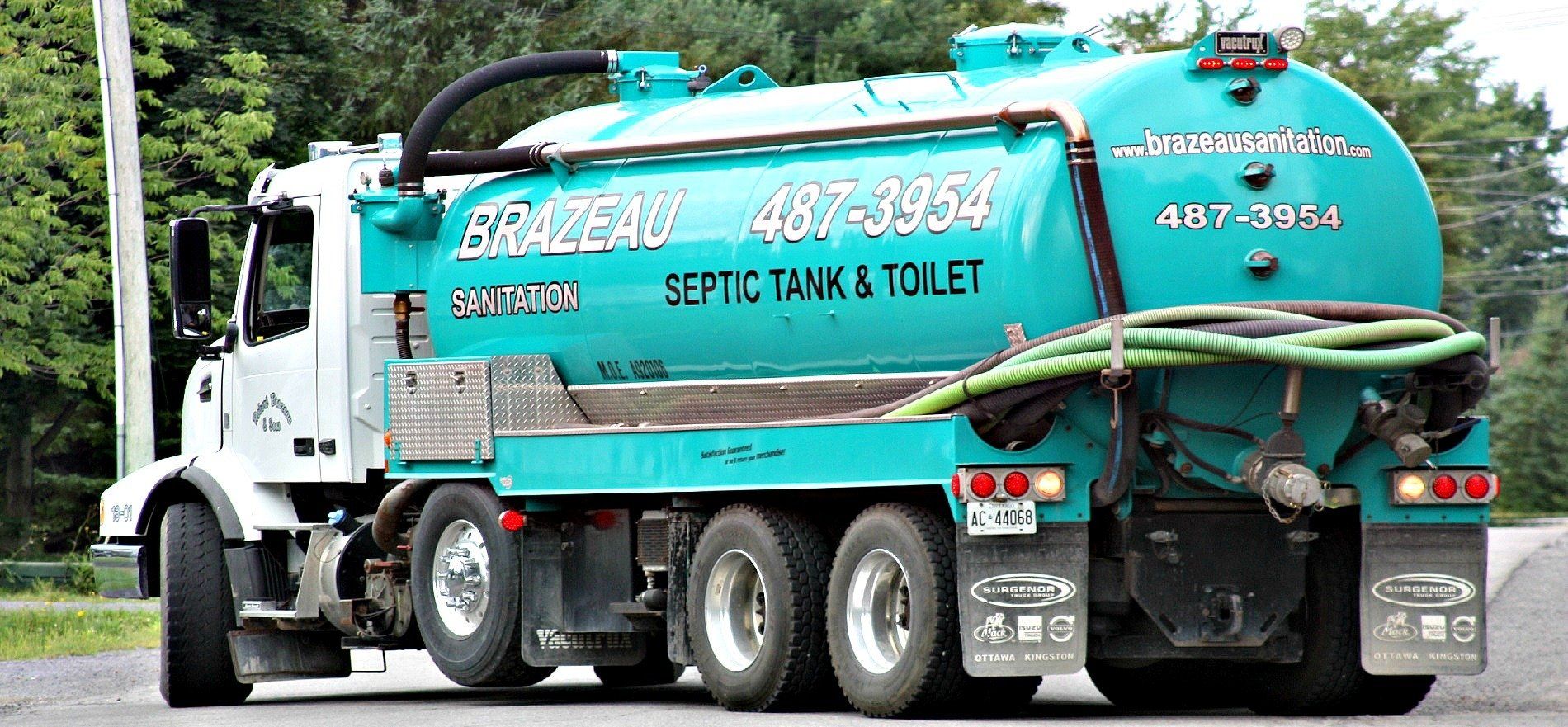 A septic tank and toilet truck Brazeau Sanitation