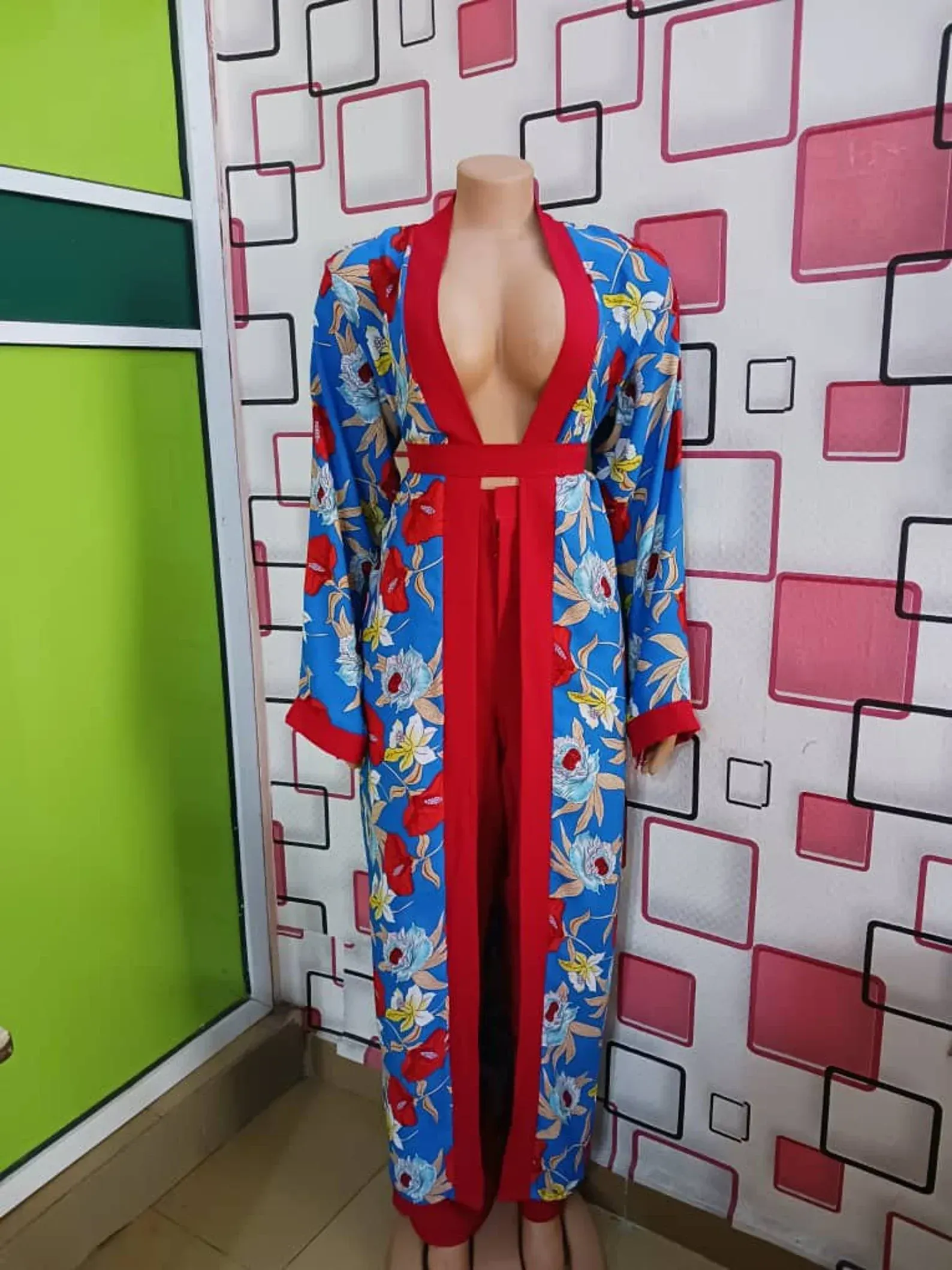 Heavenly Printed Lapel - Red