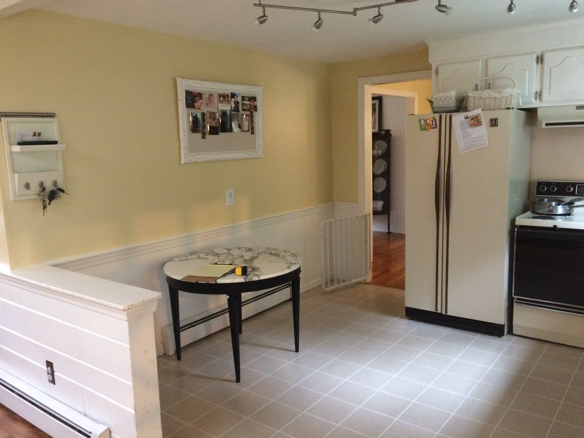 New open concept kitchen design in East Longmeadow, MA by Joseph Chapdelaine & Sons 