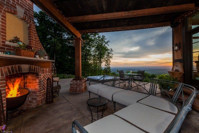 Outdoor Living Gallery
