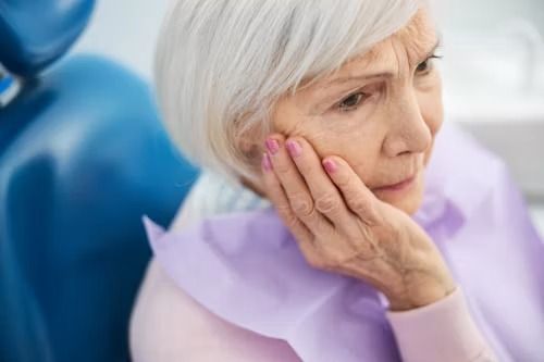 Patient with jaw pain at Robert A. Lantzy DMD, TMJ & Jaw Pain treatment in Newtown, PA