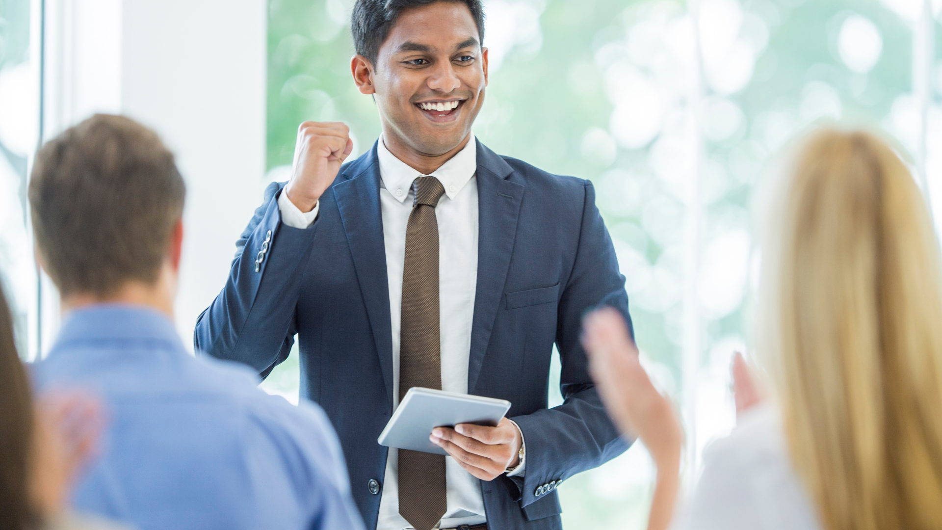 Sales team motivation strategies