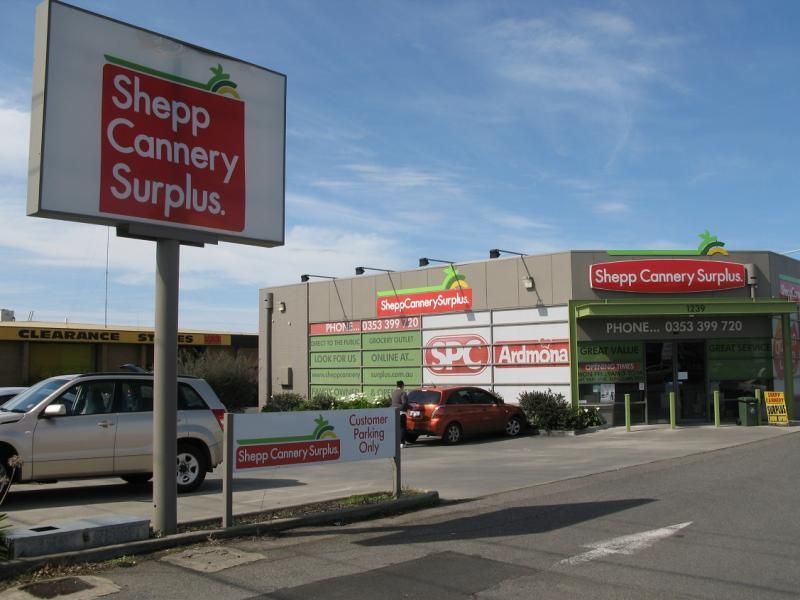 Shepp Cannery Surplus Signage — Discount Groceries in Ballarat