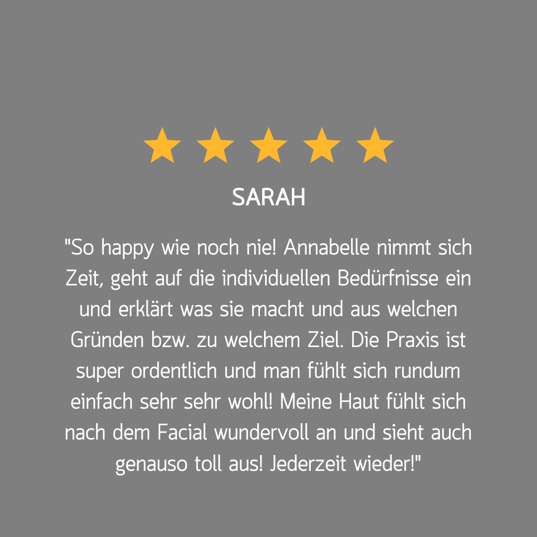 A gray background with five stars and the name sarah on it