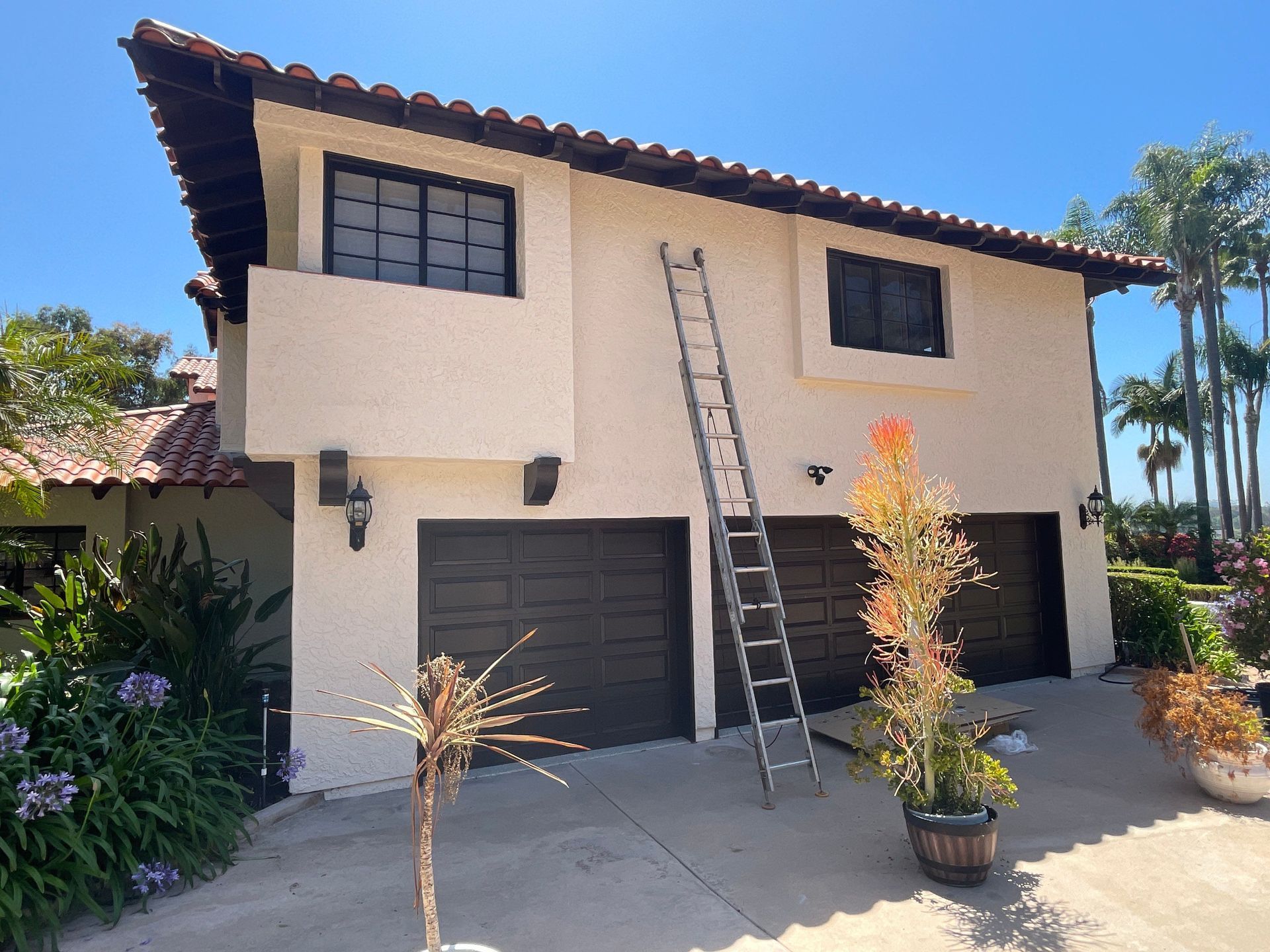 How to Tell If Your Rancho Santa Fe Home Needs Exterior Painting
