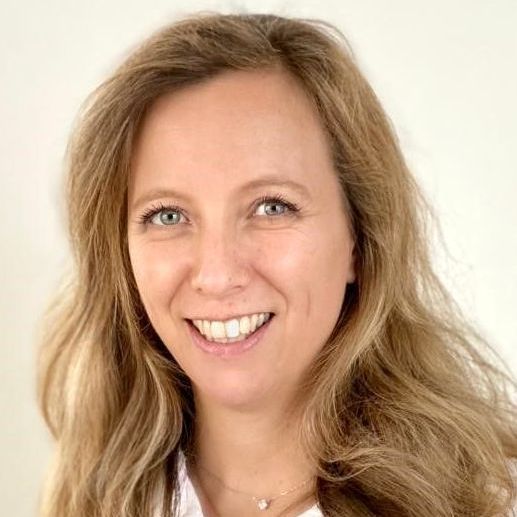 Orthopaedic Spine Specialist - Scoliosis-Expert - Dr. Nadja Jiresch - 1010 Wien