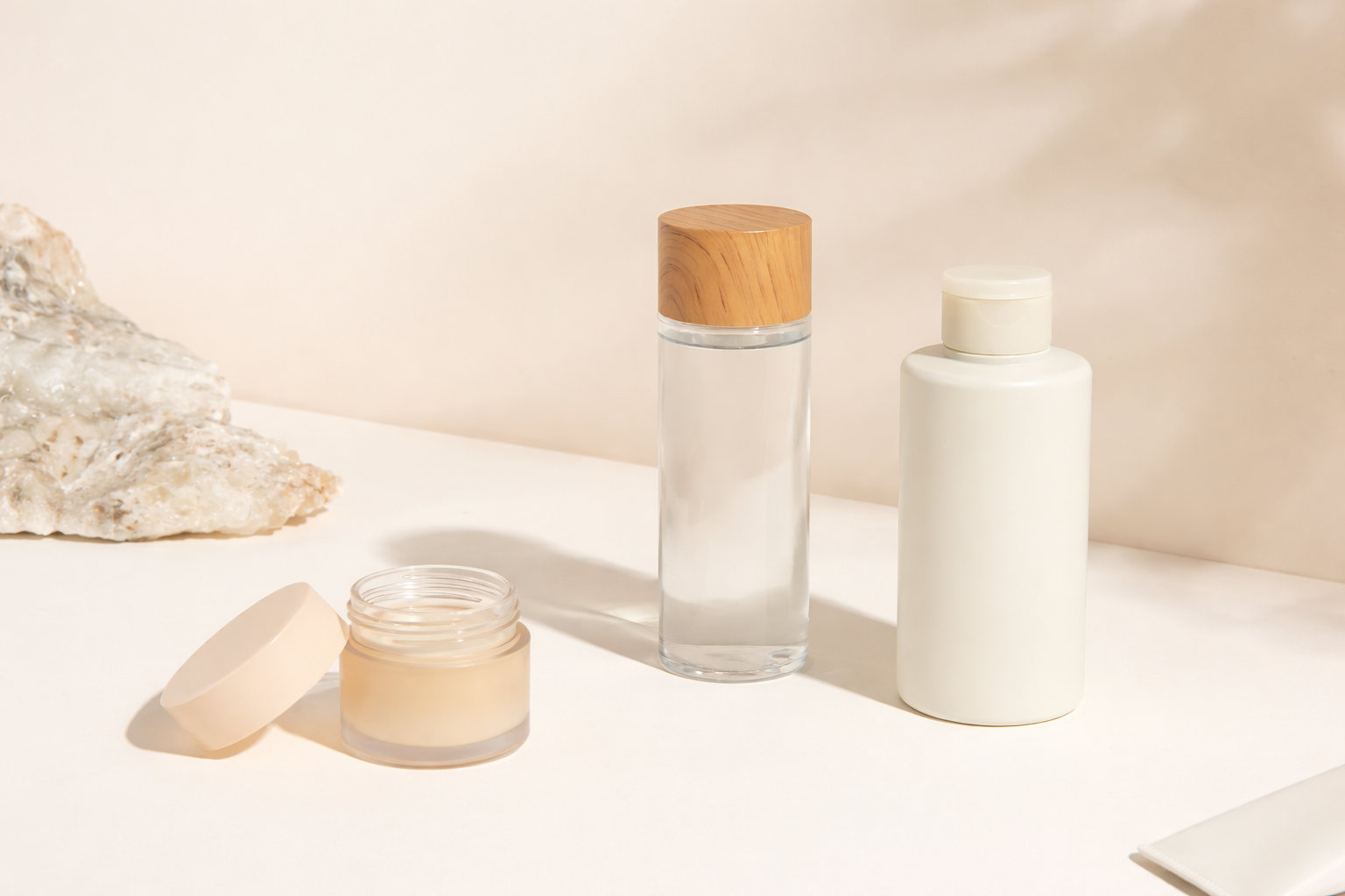 Premium skincare packaging set