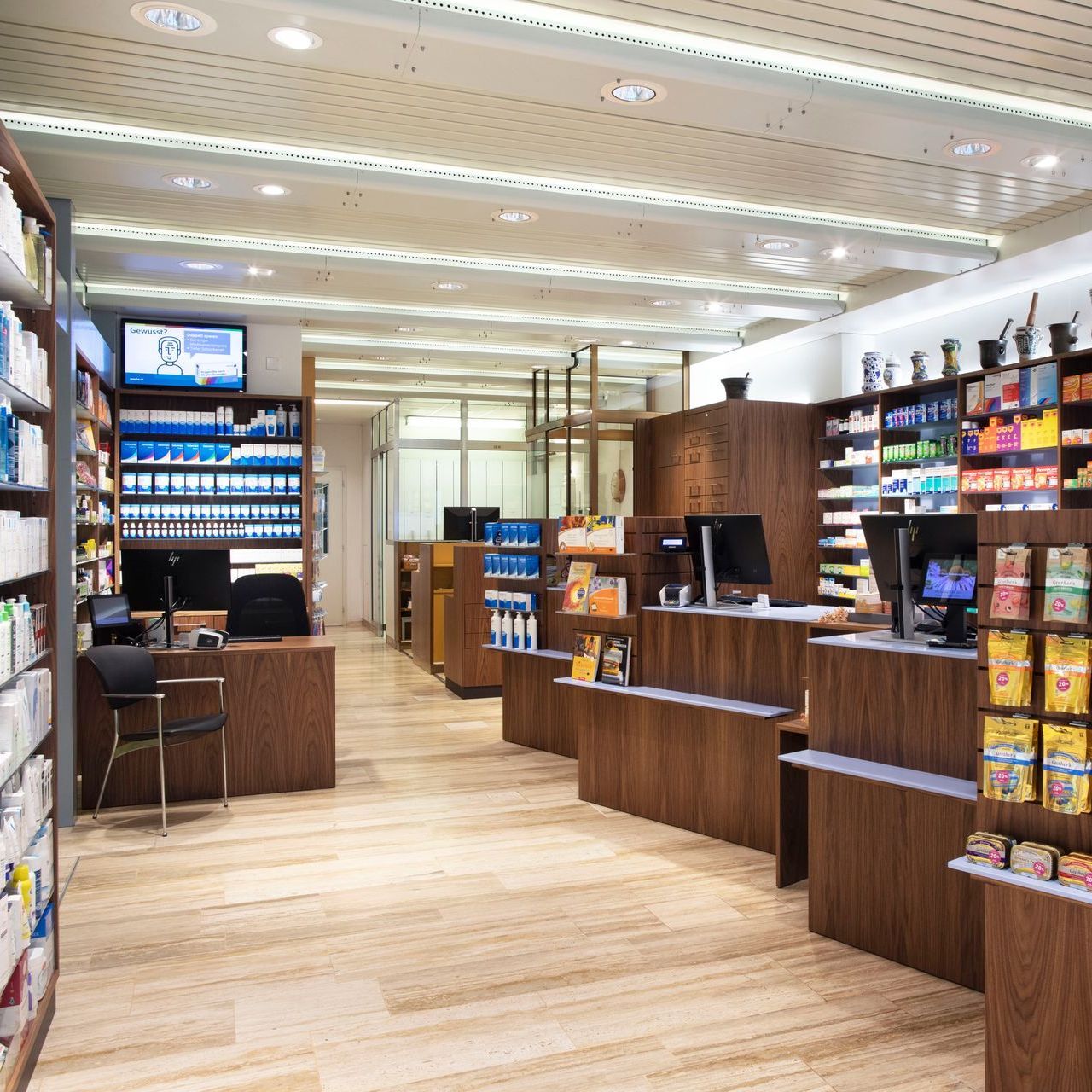 Innenaufnahme Sternen Apotheke Winterthur AG
