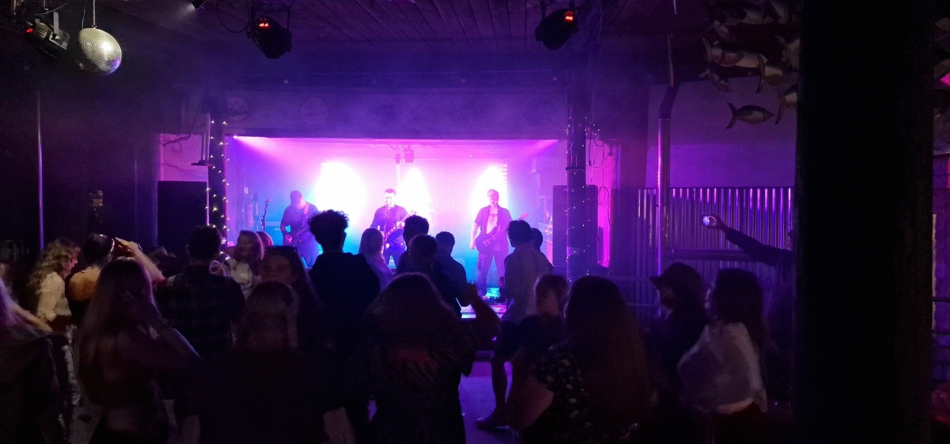 VrV Cornish wedding and function band VrV Cornish wedding and function band