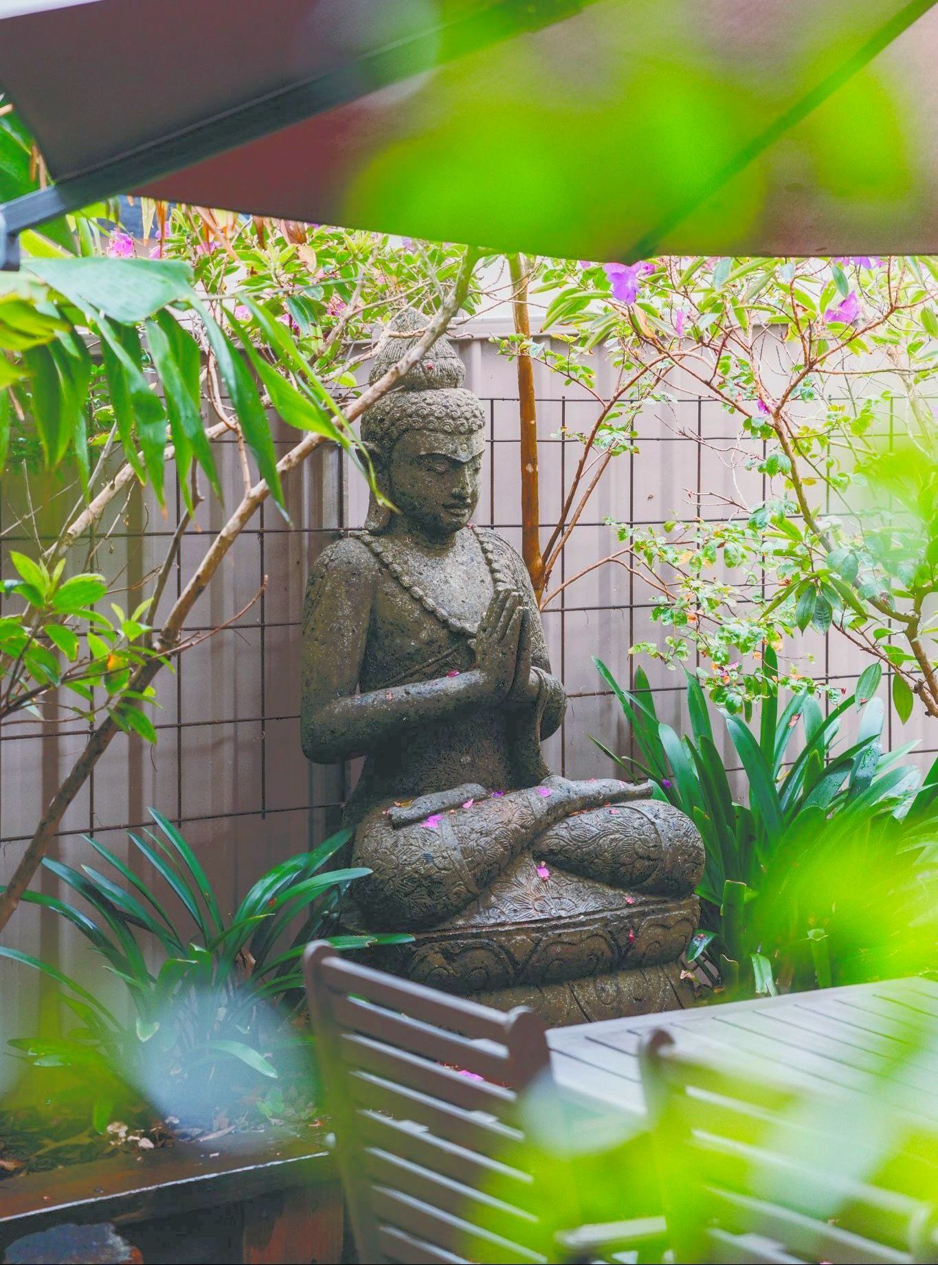 statue in the outdoor garden