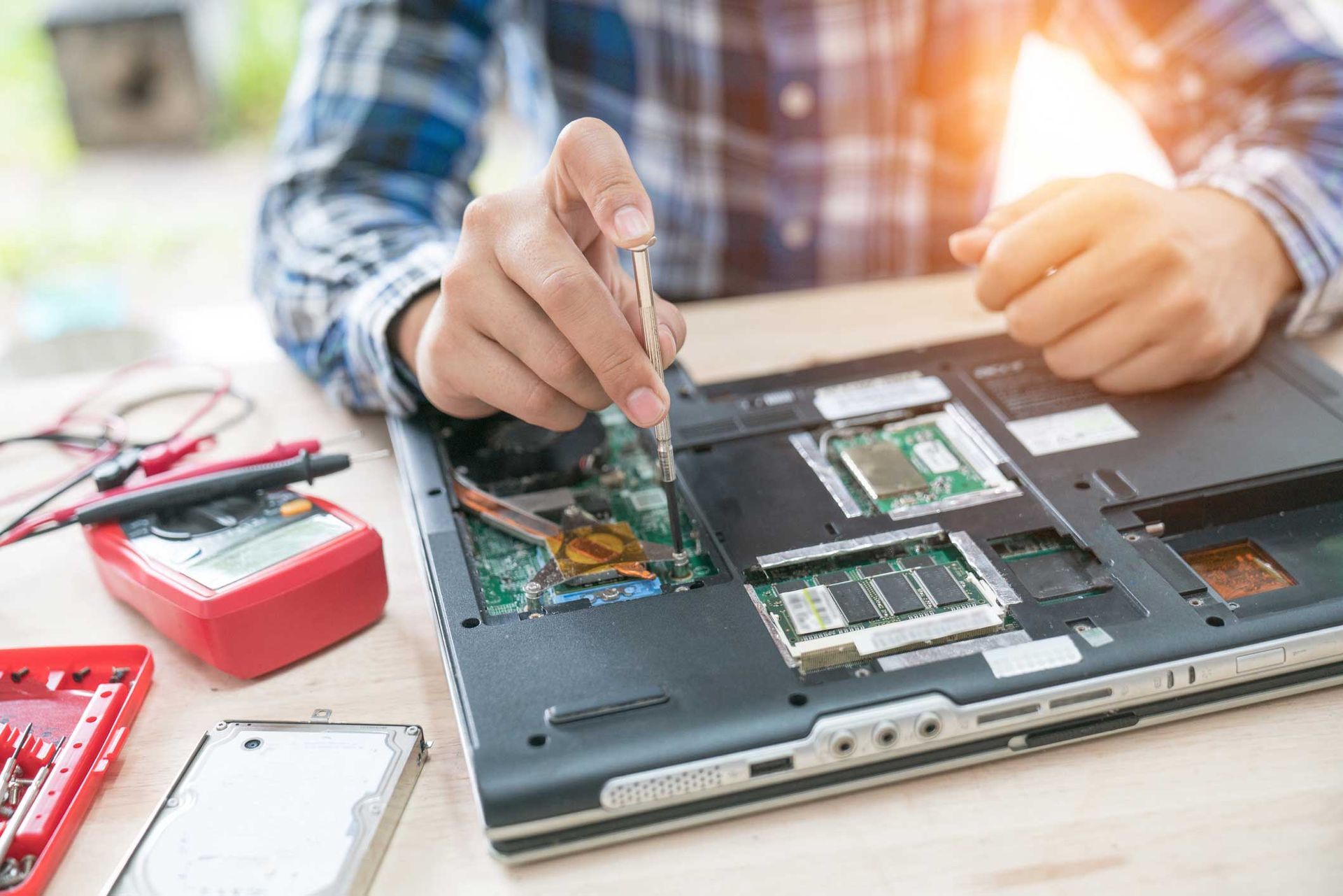 repairing laptop