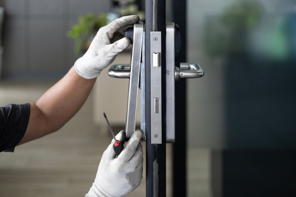 door lock change