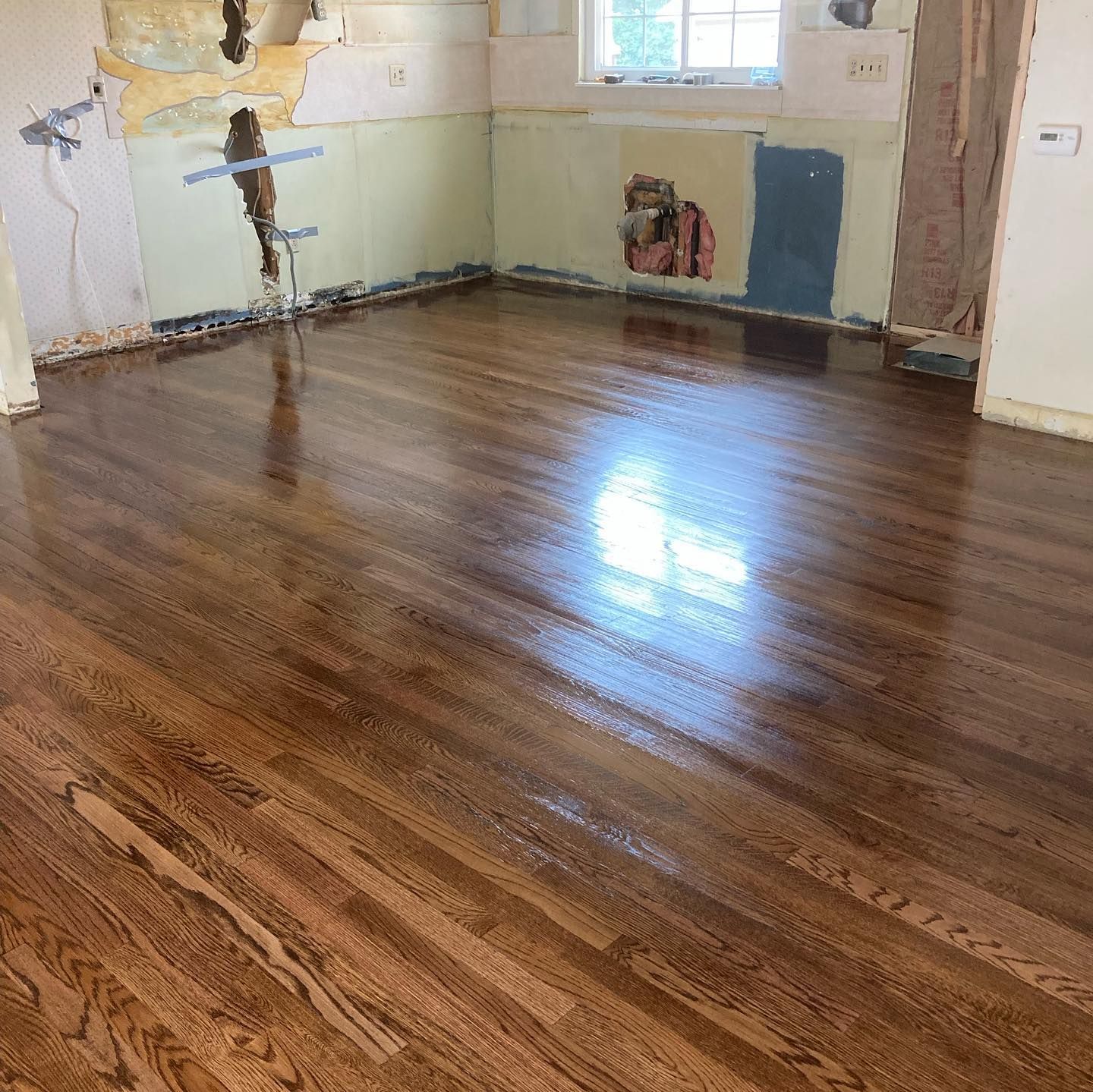 Clean Floor | Beaver Falls, PA | Alexander's Hardwood Floors