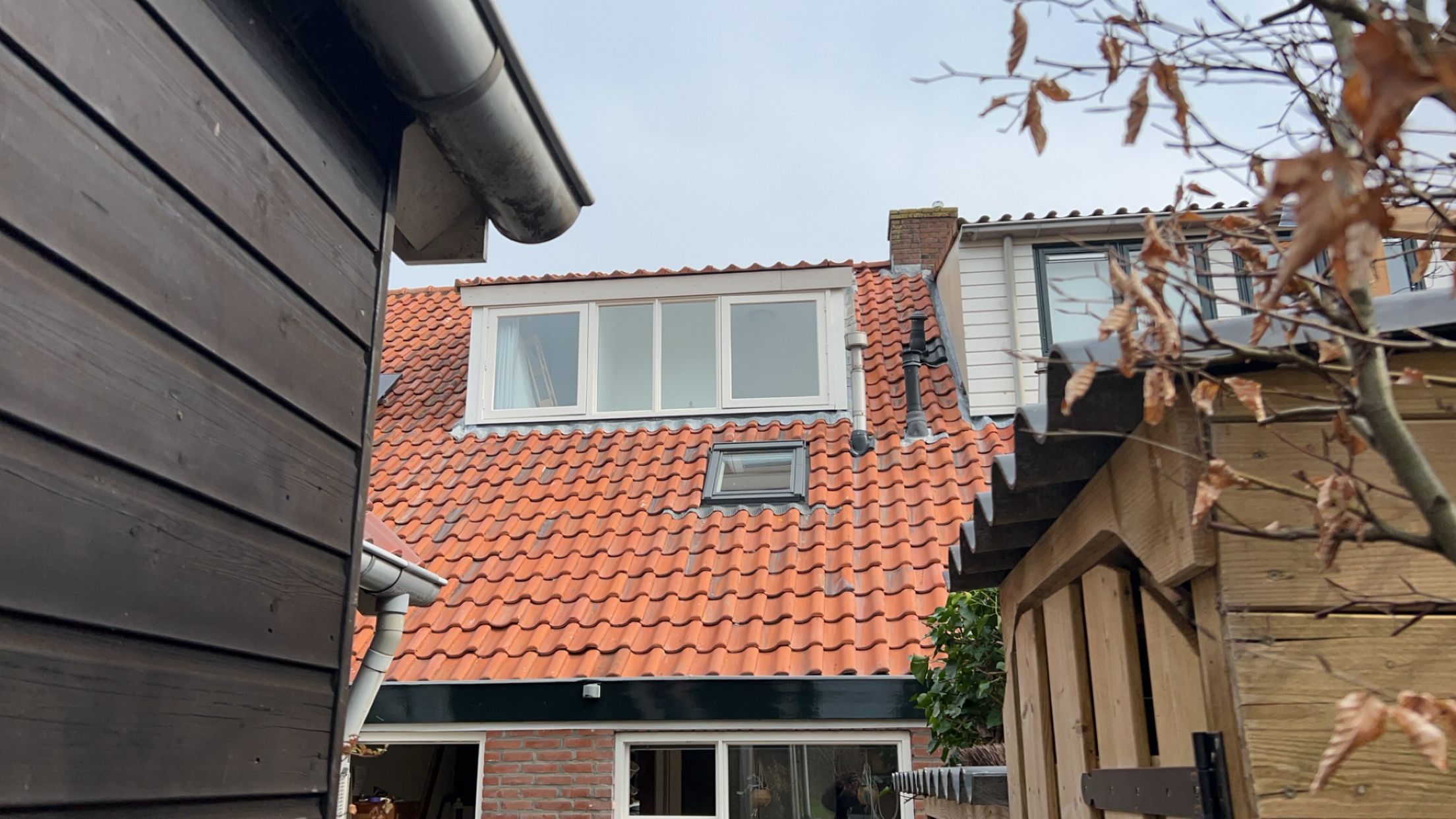 Schoon dak na specialistische reiniging