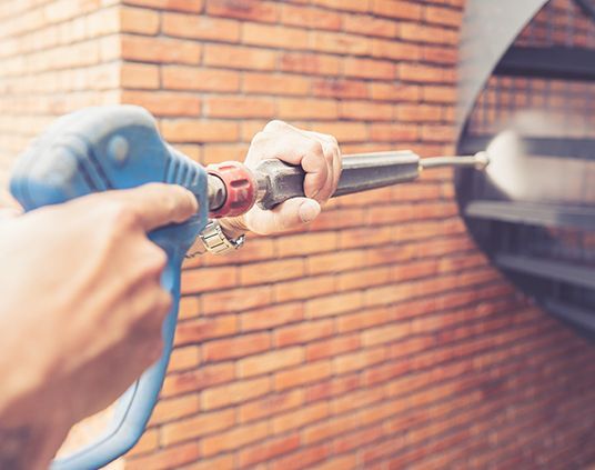 Specialistische reiniging met hogedrukspuit