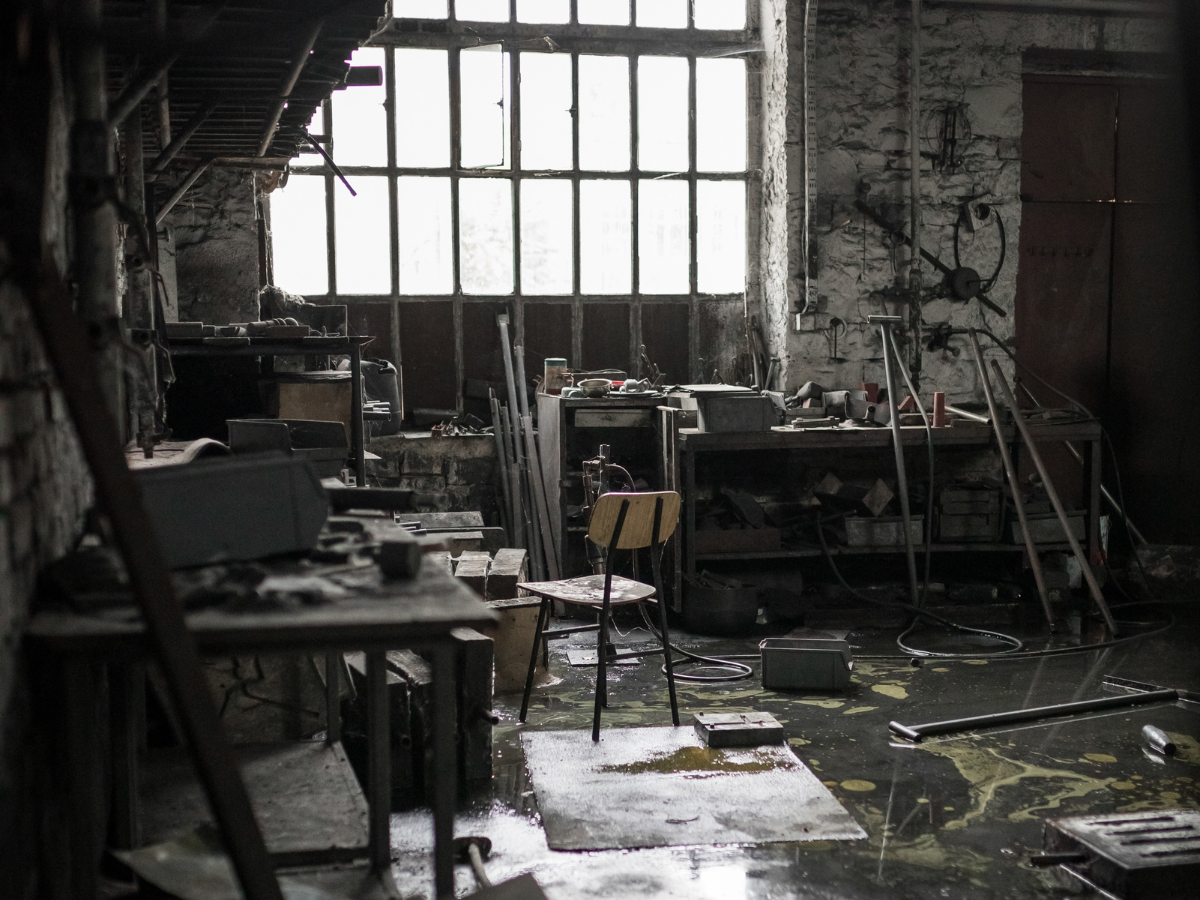 what does water damage look like