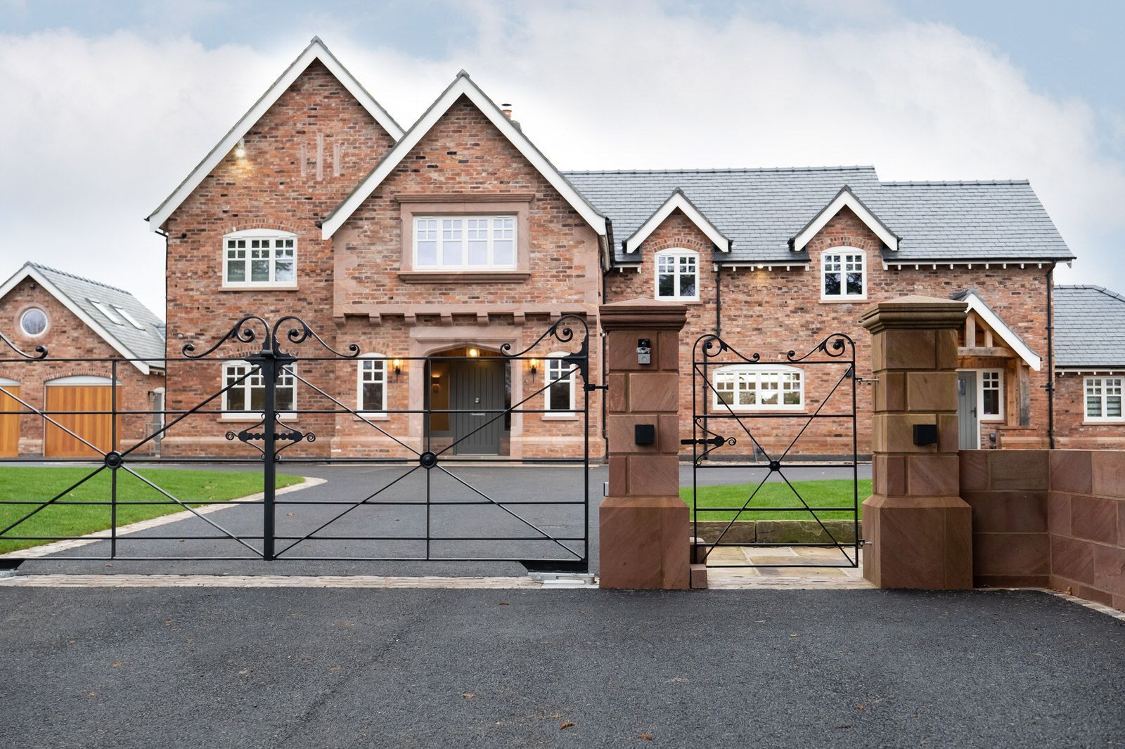 Luxury New Build Home in Cheshire