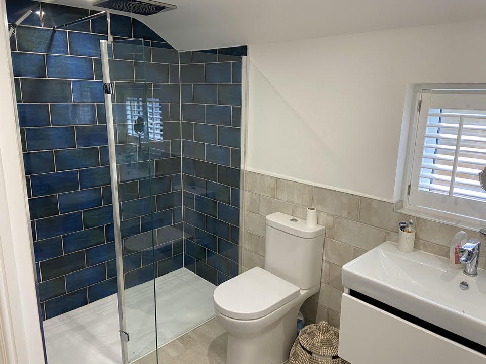 Bathroom with high-quality fixtures and functional layout in a renovated Knutsford home