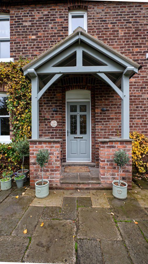 Entrance to renovated Cheshire home with kitchen extension, remodelled driveway and new boundary walls 