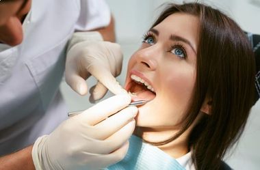 visita specialistica con il dentista