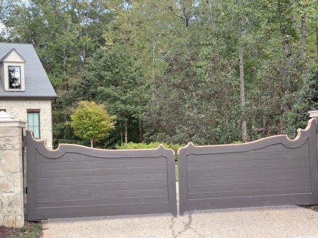 metal gate