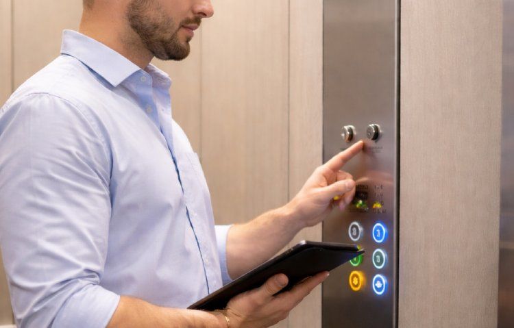 elevator maintenance contract consultant