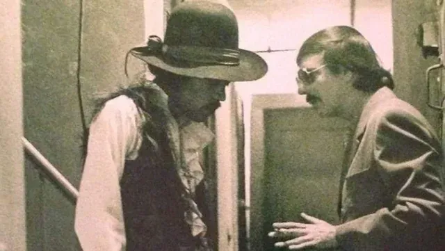  Mike Jeffrey talking to Jimi Hendrix