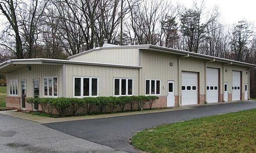 Commercial Building with Trees and Plants — Jacksonville, FL — Assign Commercial Group