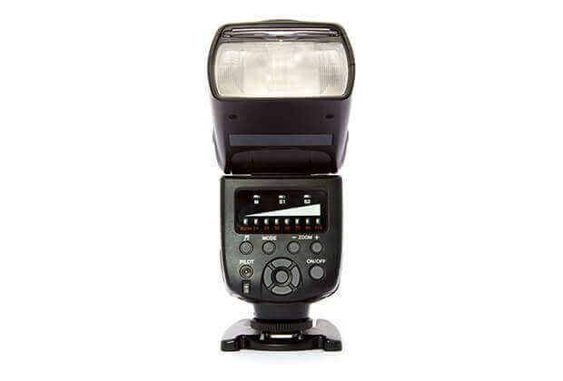 Flashes & Speedlights