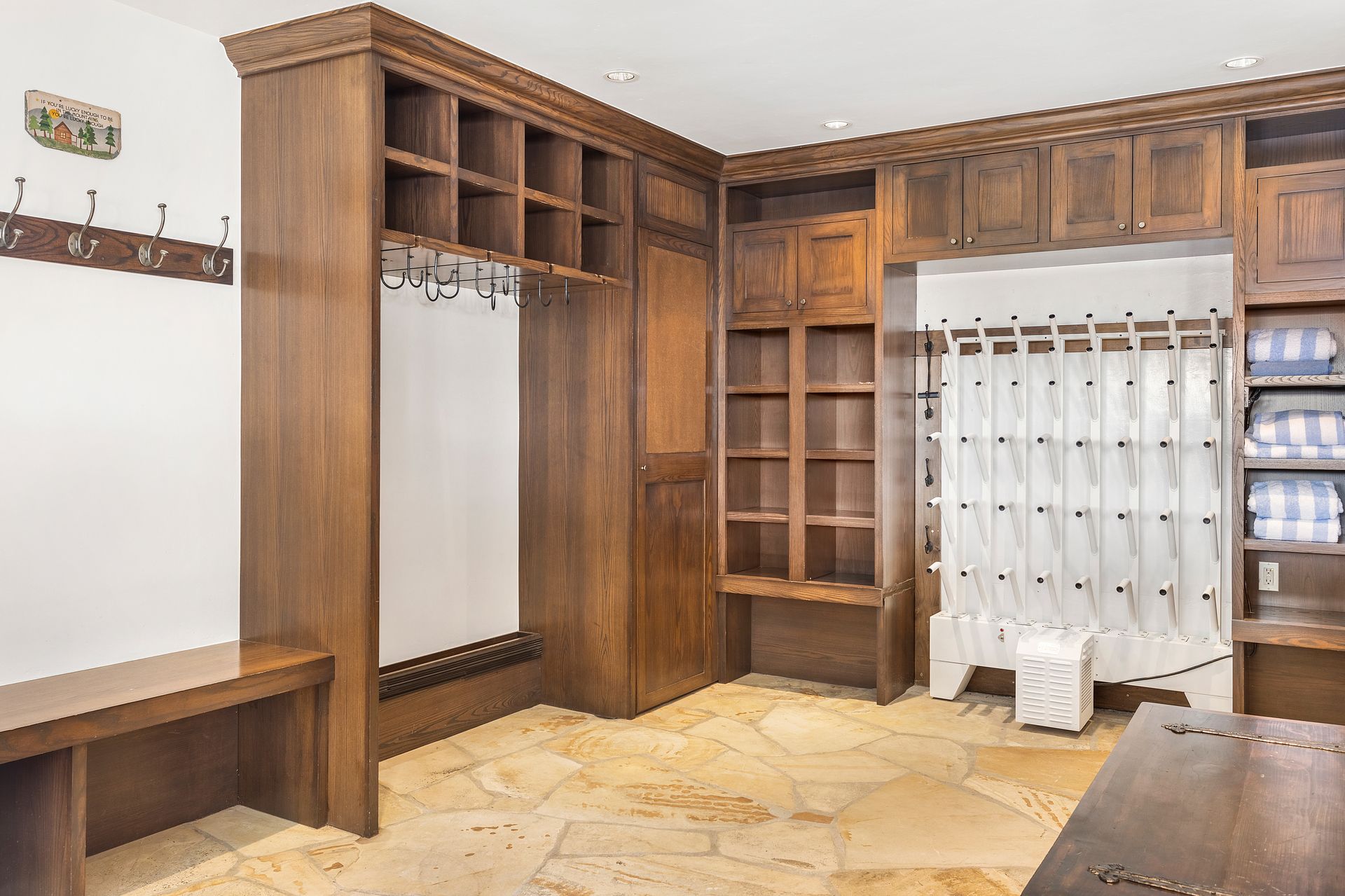 Beaver Damn closet