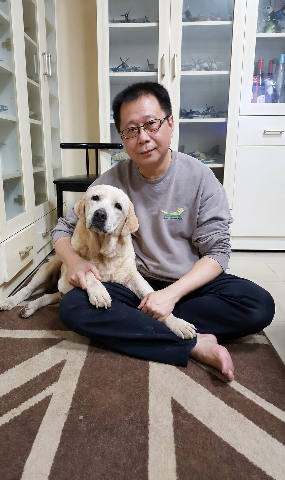 上首尾拉不拉多犬 Cherry 照片