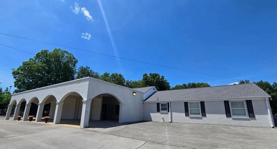 Cole & Garret Funeral Home Front