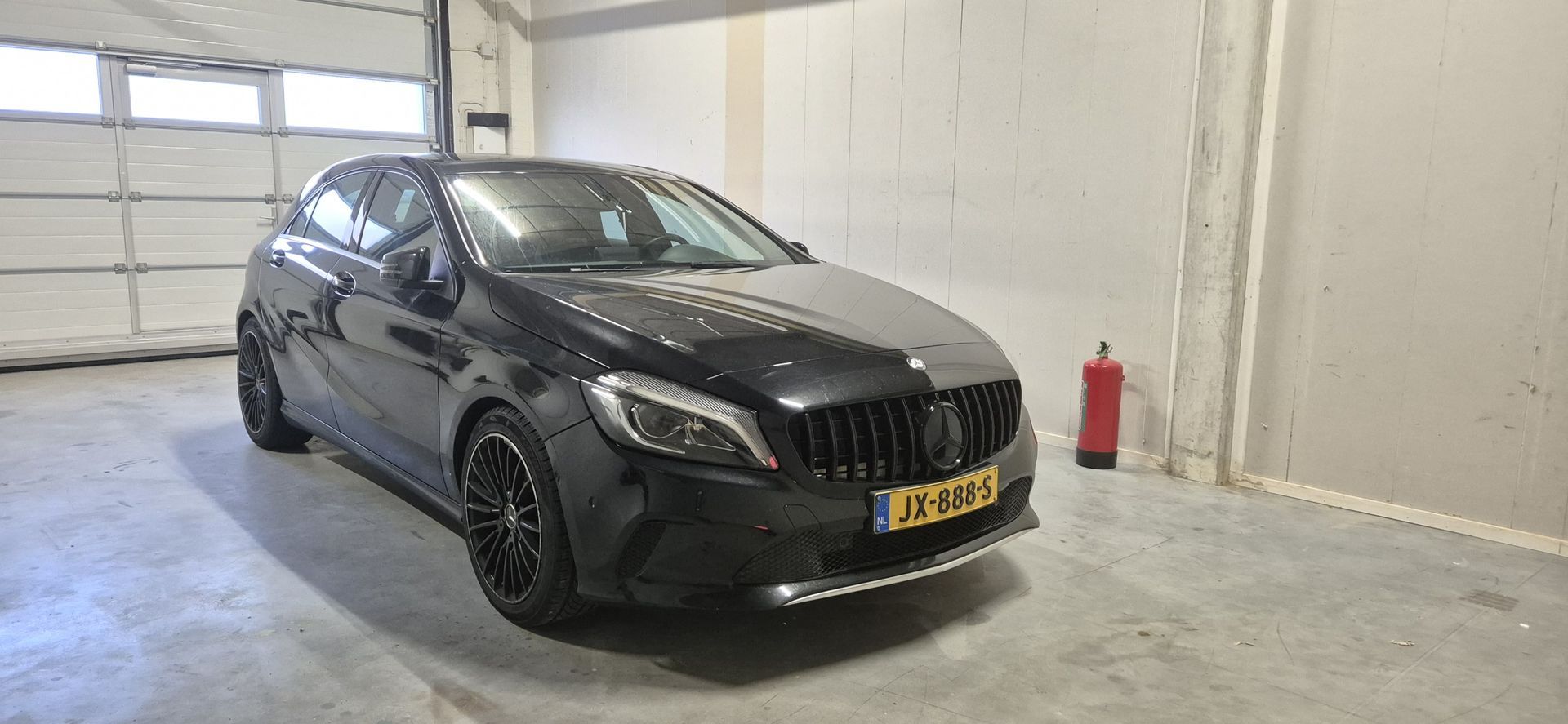 Hoogwaardige carwrap, ontchroming en stijlvolle afwerking uitgevoerd door JJ Sign