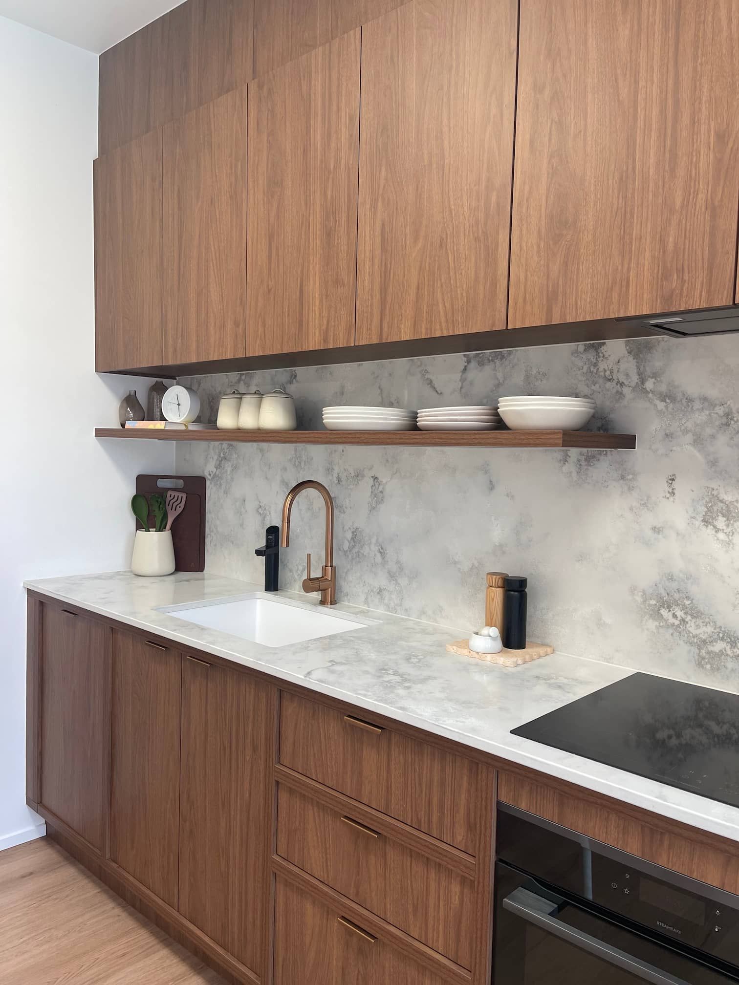  An organised gold coast kitchen