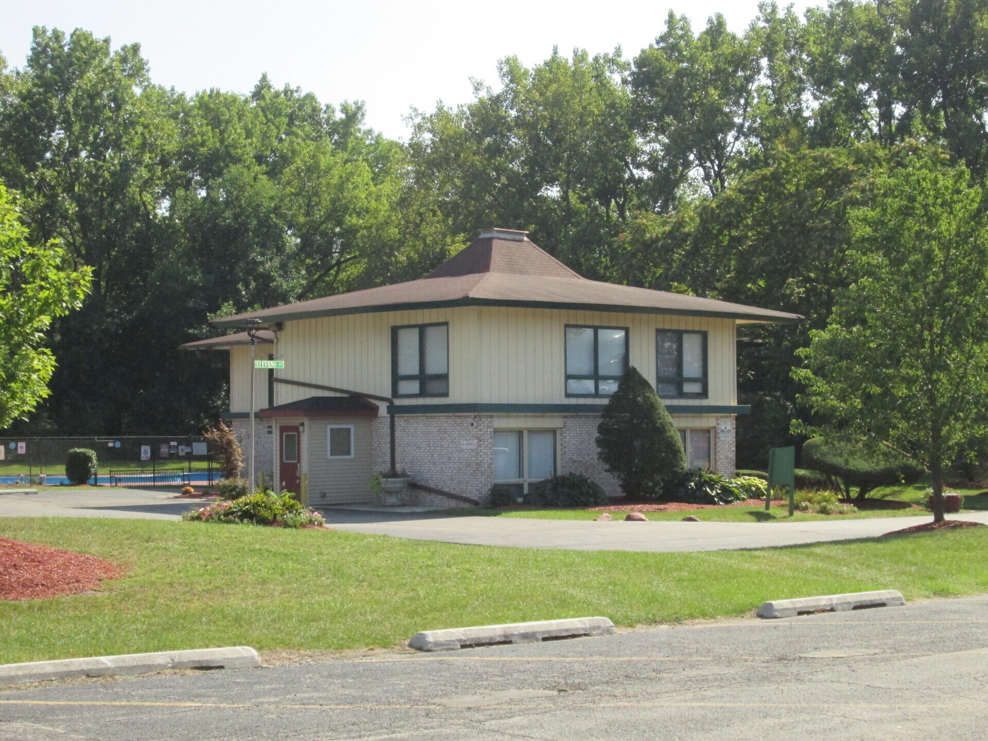 Kennedy Crossing Apartments Hammond, IN