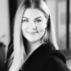 Stephanie Vantassell, Creative Director at top real estate team in Los Angeles at Lisa Kirshner Properties