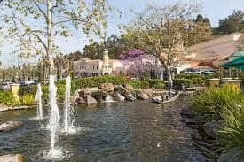Calabasas real estate and community with a pond with a running fountain, explore Calabasas community with top realtors