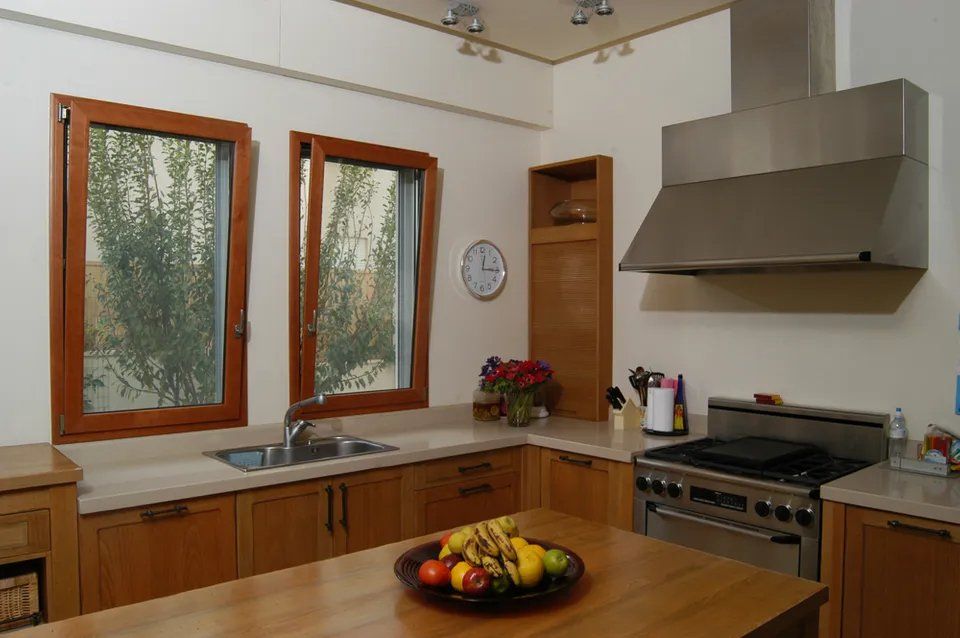 Infissi in legno-alluminio per la casa