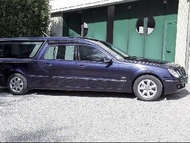 auto per trasporto funebre