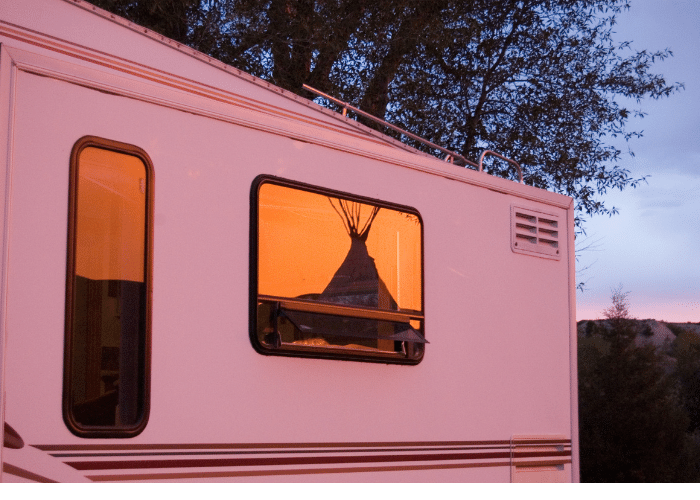 camper glass replacement
