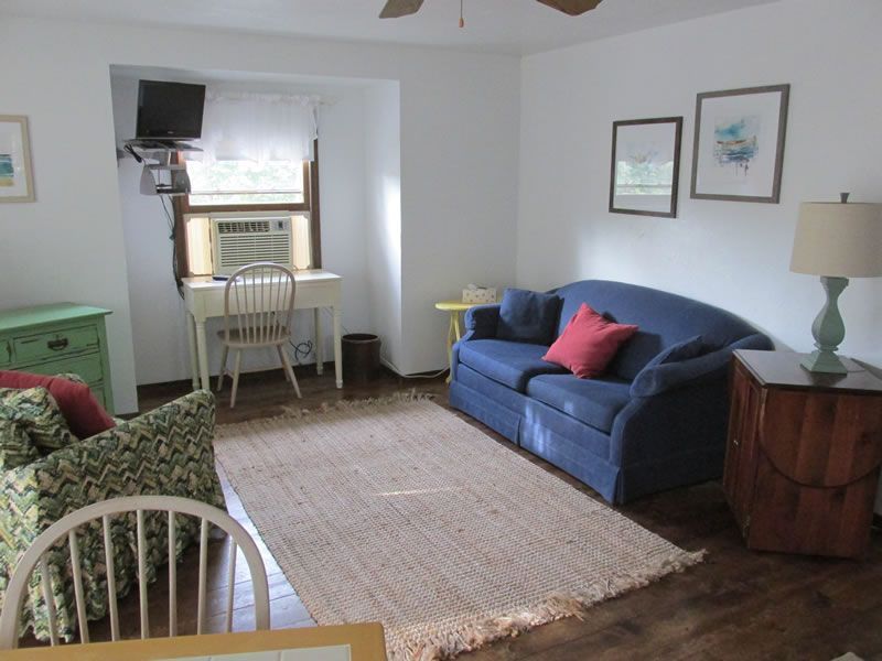Eagle's Nest Inn_Gallery01