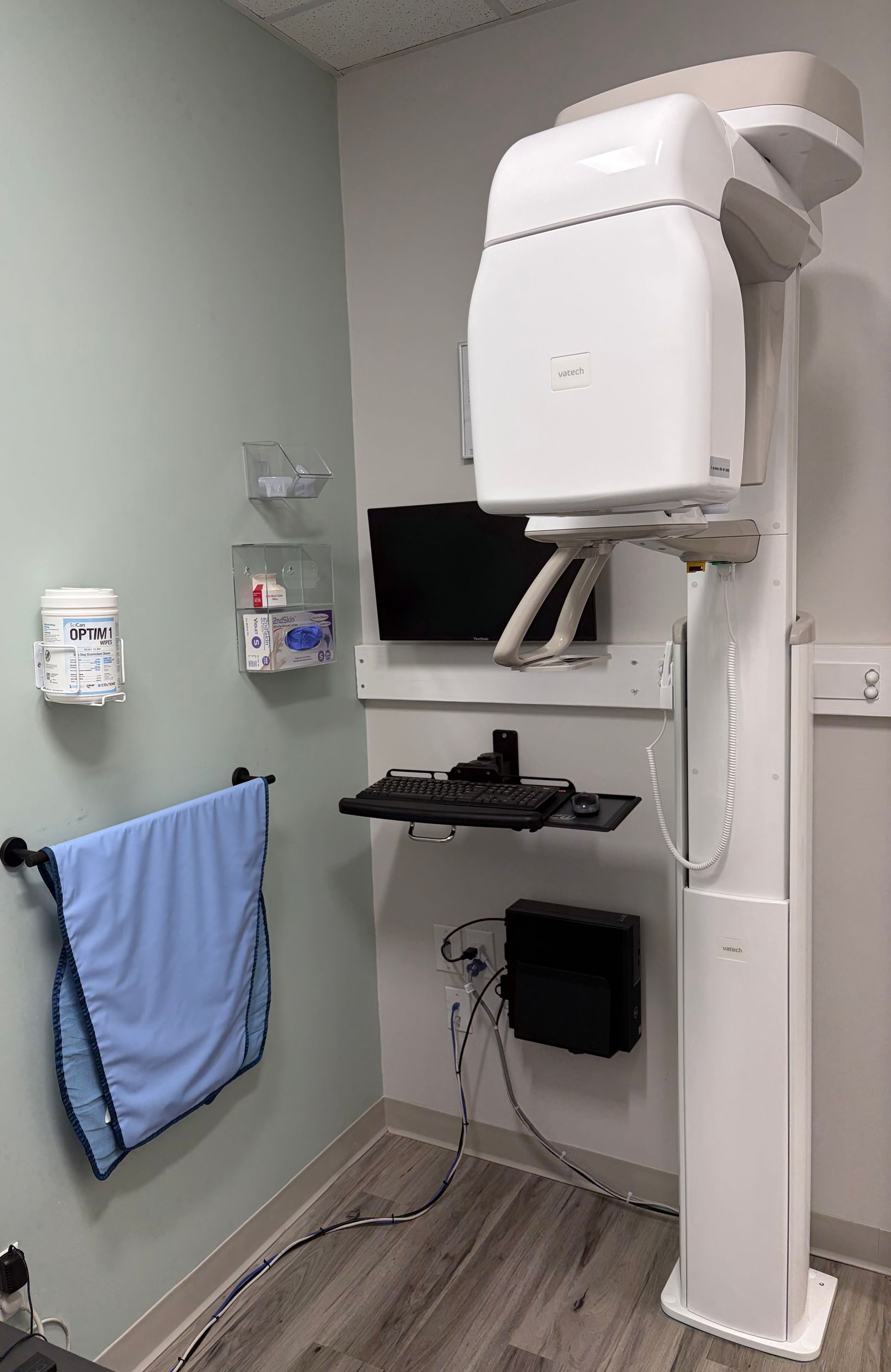 Creekview Dental - Dental exam room