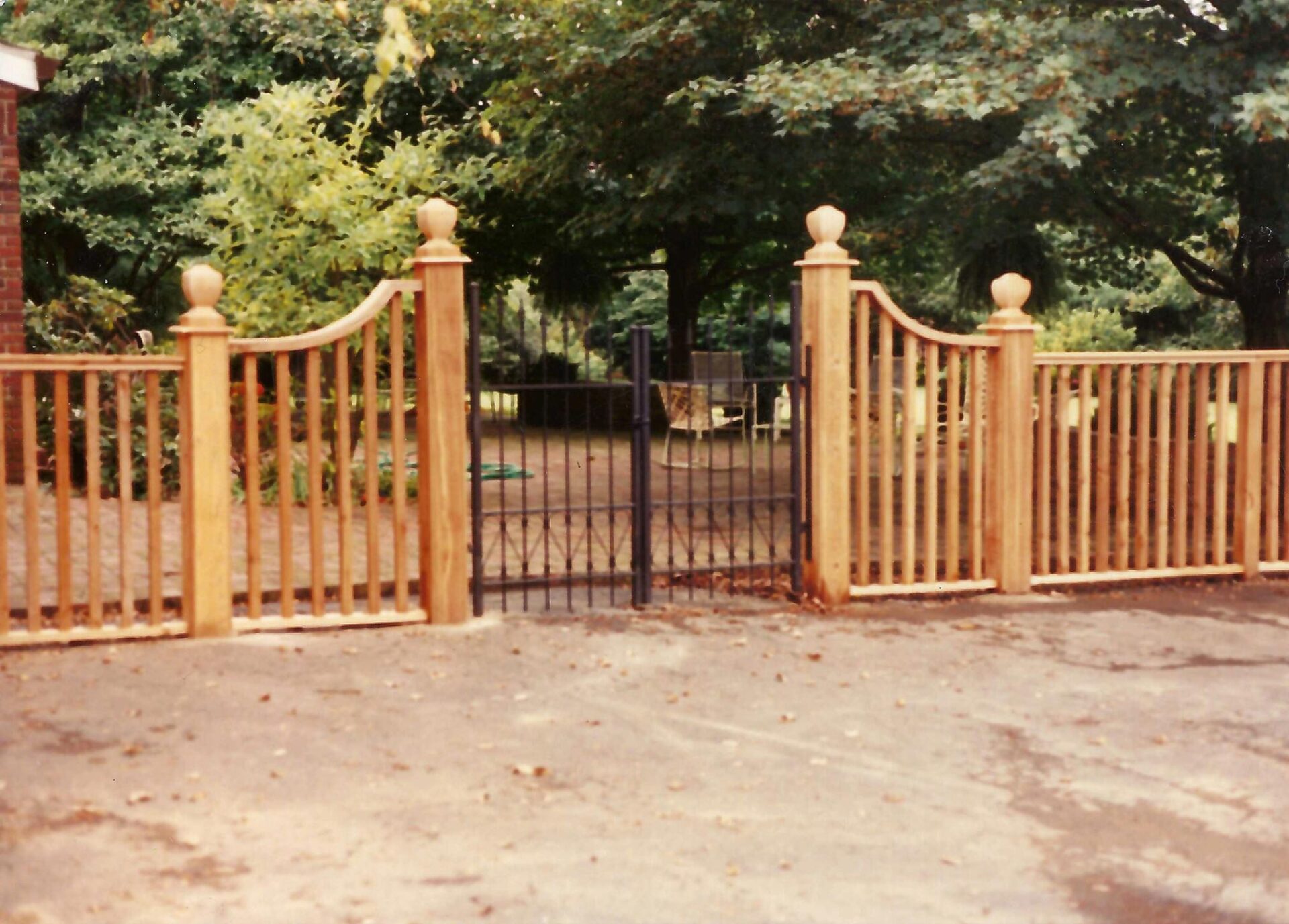 Local Fence Company Louisville, KY Okolona Fence Co