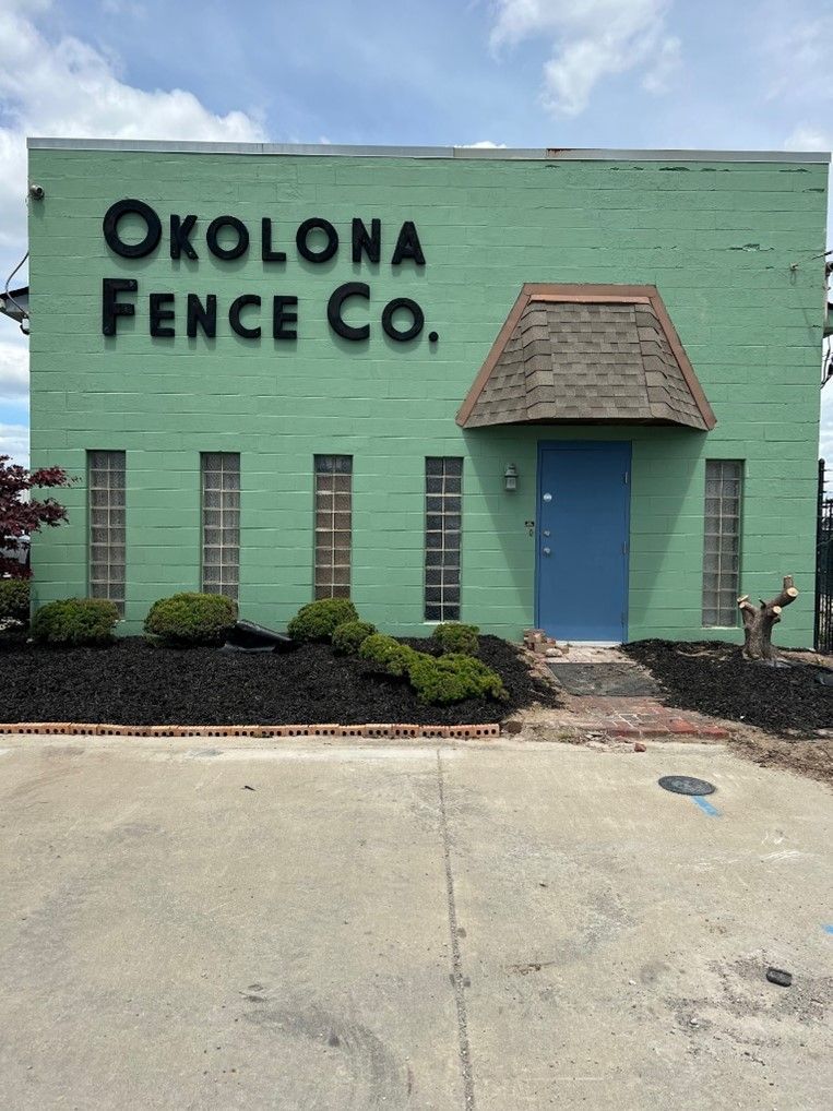 Okolona Fence Co. Building — Louisville, KY — Okolona Fence Co Inc
