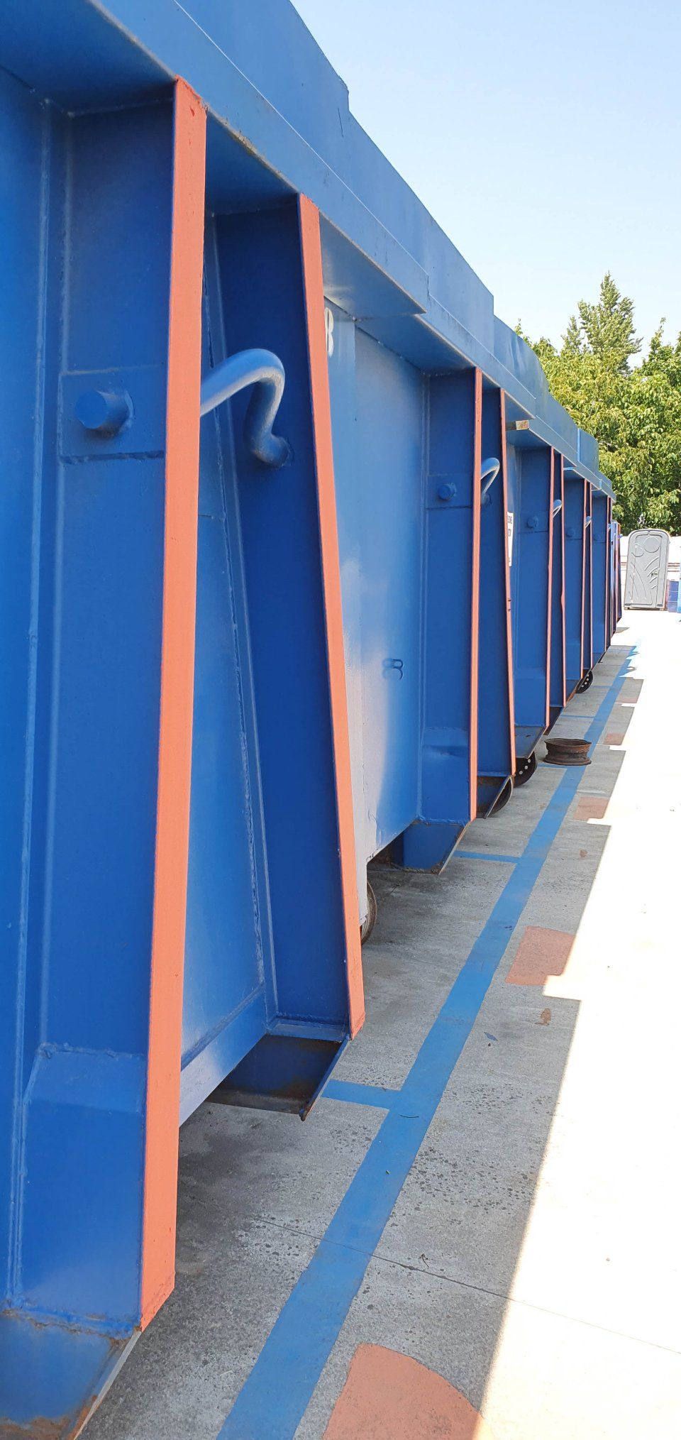 Container per rifiuti