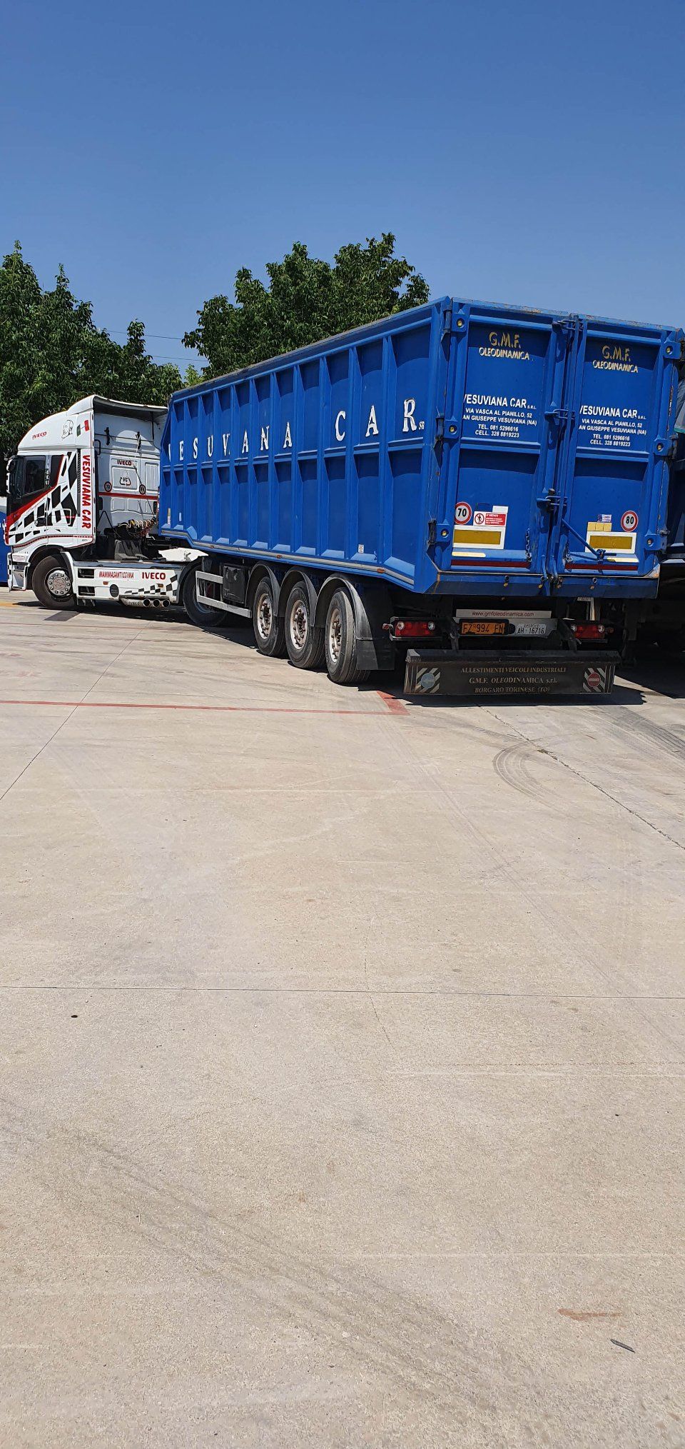 Camion raccolta rifiuti