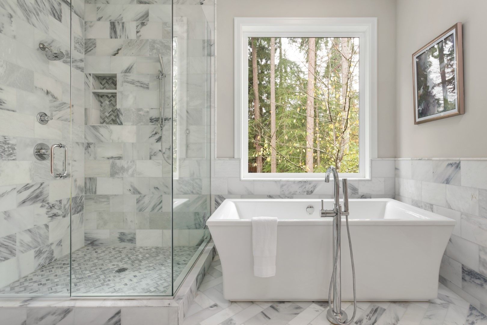 An image a of remodeled tub-shower combination in Puyallup, WA