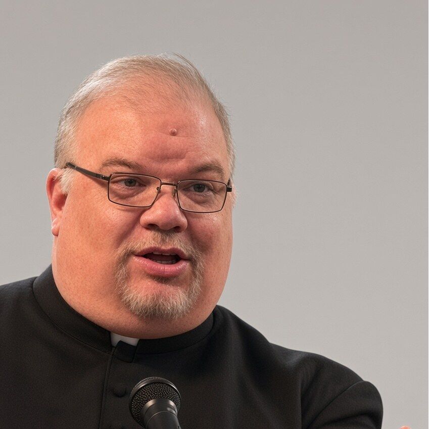 Rev. Paul Pecchie
