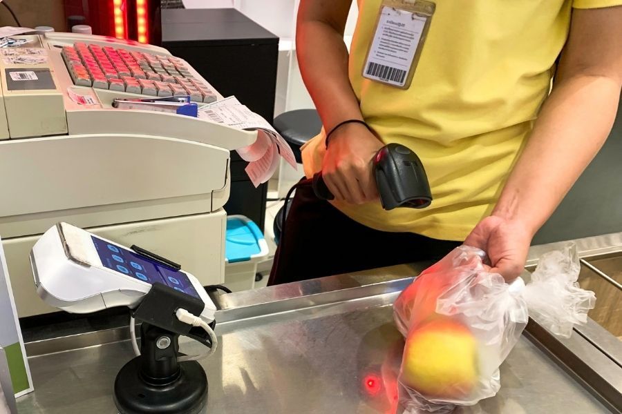 future of grocery stores, new technology in grocery stores  2022